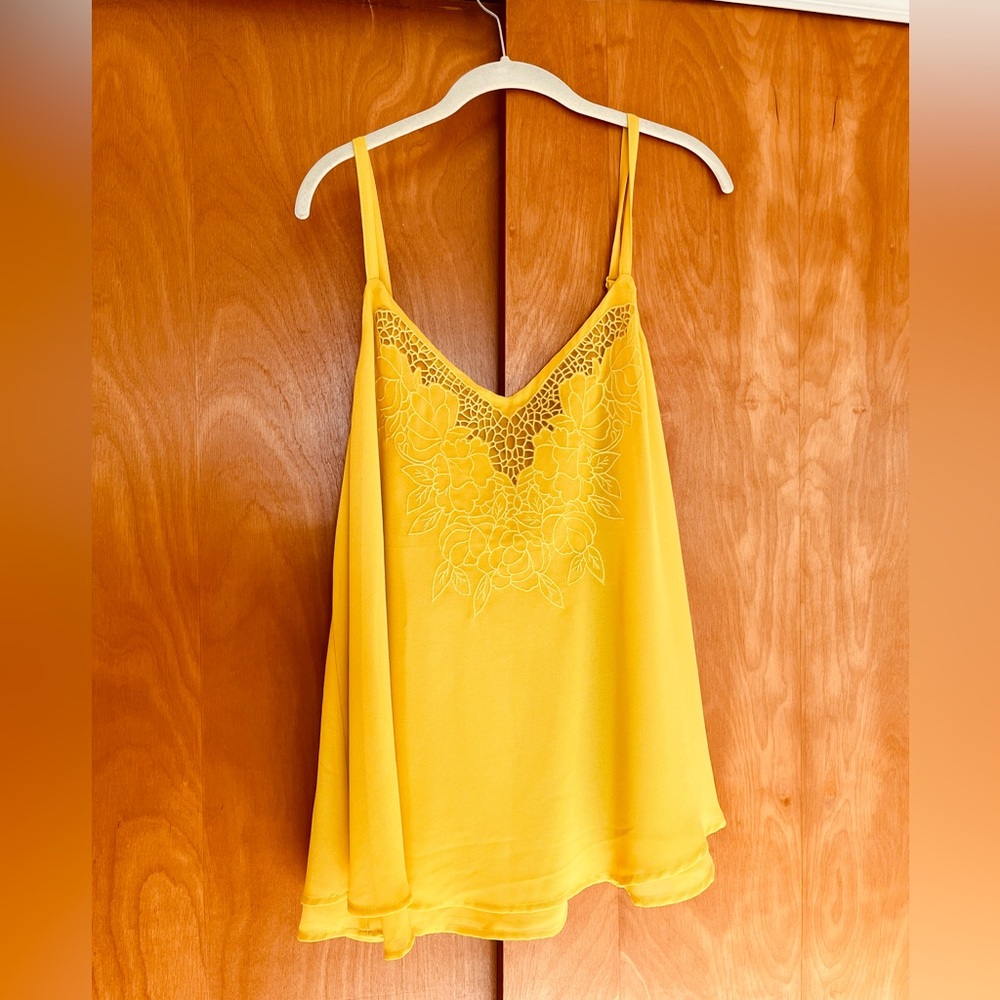 Lace Trim Cami ▪️Mustard Yellow▪️ Torrid 1